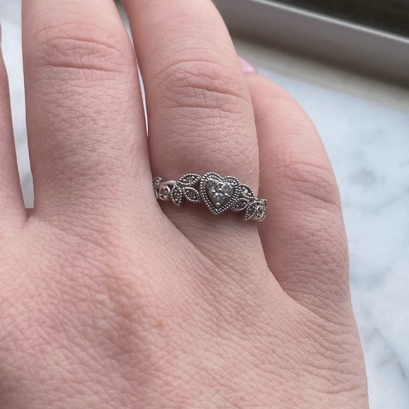 Diamond Promise/Engagement Ring - Picture 5 of 6